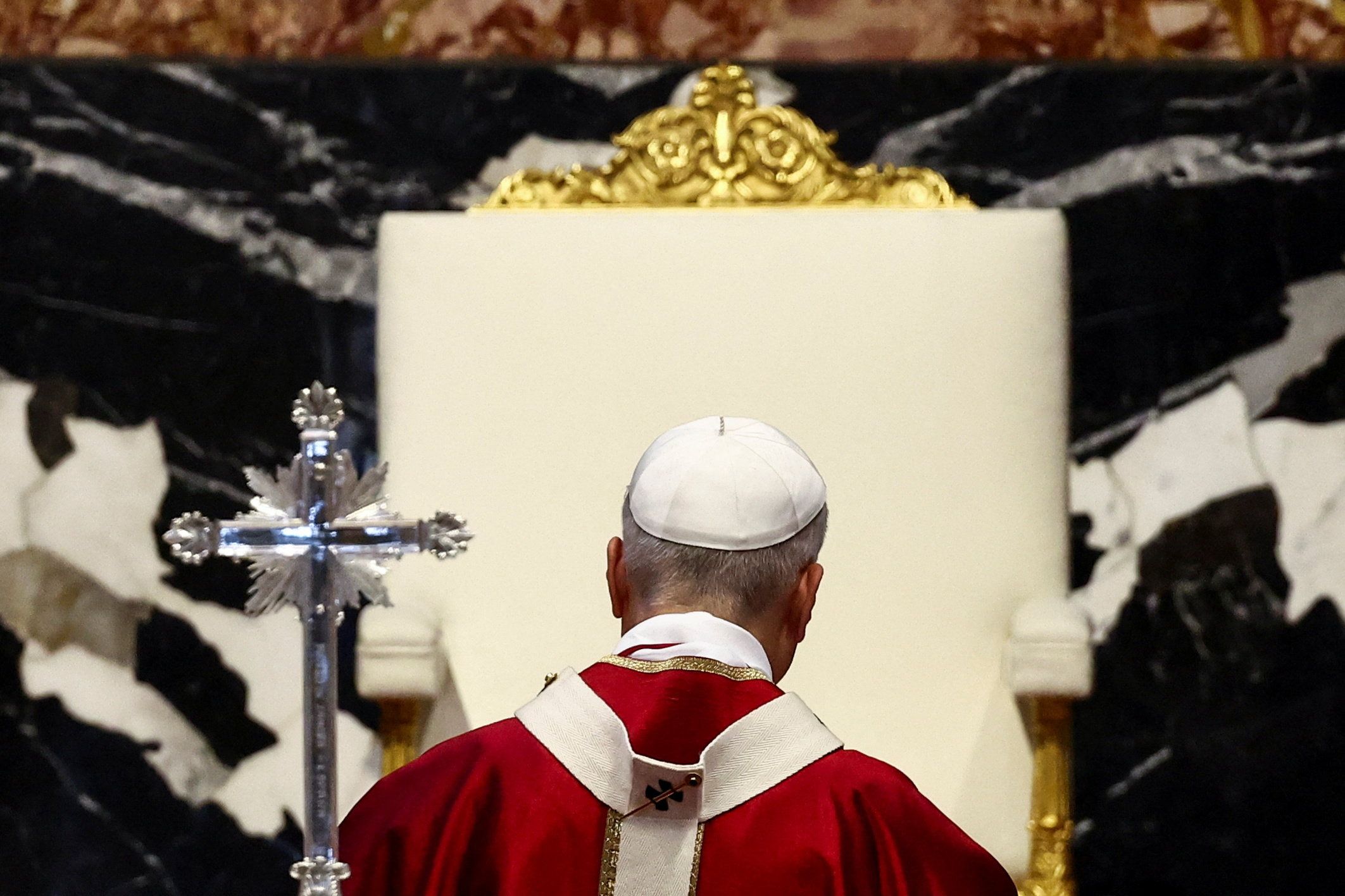Papa Leone XIV presiede la Messa in suffragio di papa Francesco e dei cardinali e vescovi morti nell'ultimo anno / REUTERS