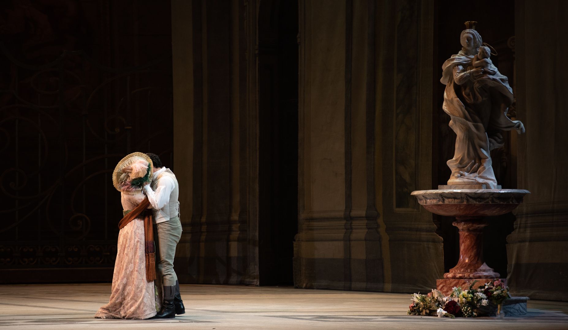 Il primo atto di "Tosca" all'Opera di Roma con l'allestimento ricostruito della prima avvenuta 125 anni fa / Fabrizio Sansoni - Opera Roma