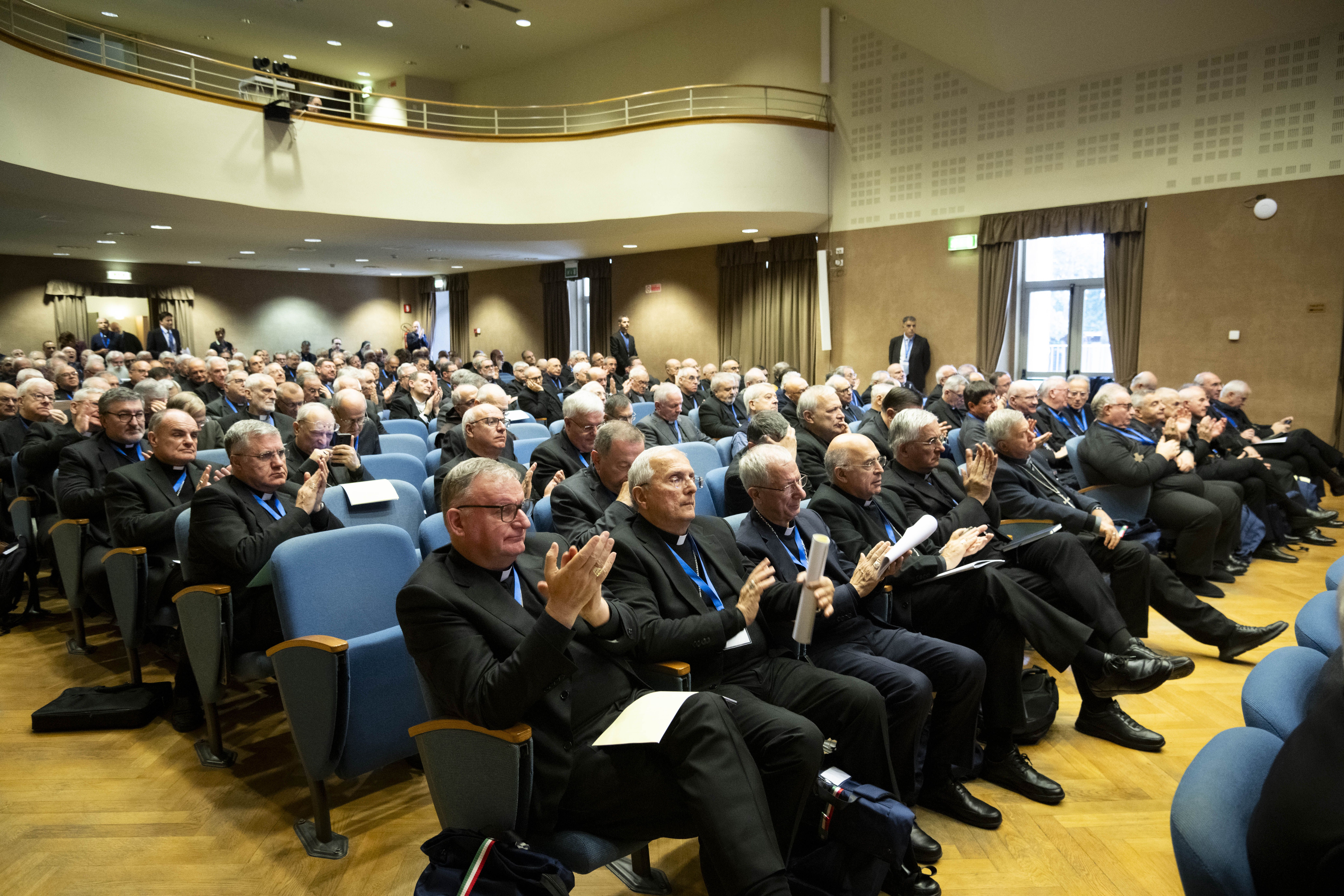 I lavori dell'Assemblea generale della Cei ad Assisi / SICILIANI