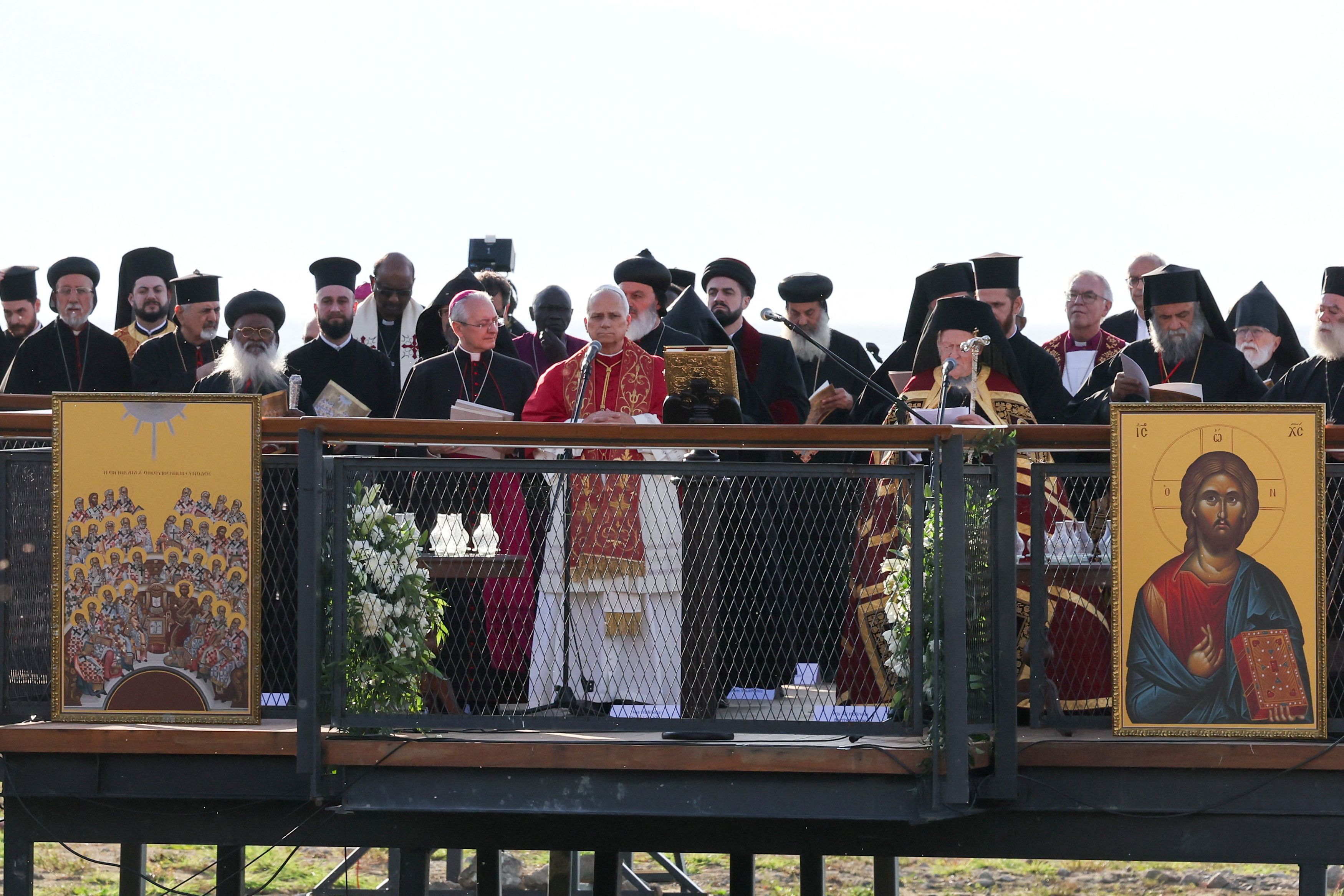 Papa Leone XIV a Nicea, nell'attuale Turchia, per la preghiera ecumenica in occasione dei 1700 anni del primo Concilio ecumenico / REUTERS