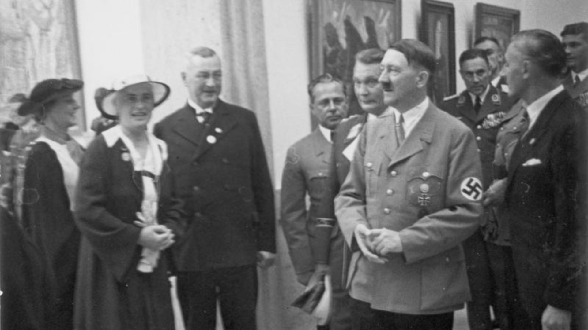 Predone Adolf Hitler il predone: la razzia infinita dell'arte