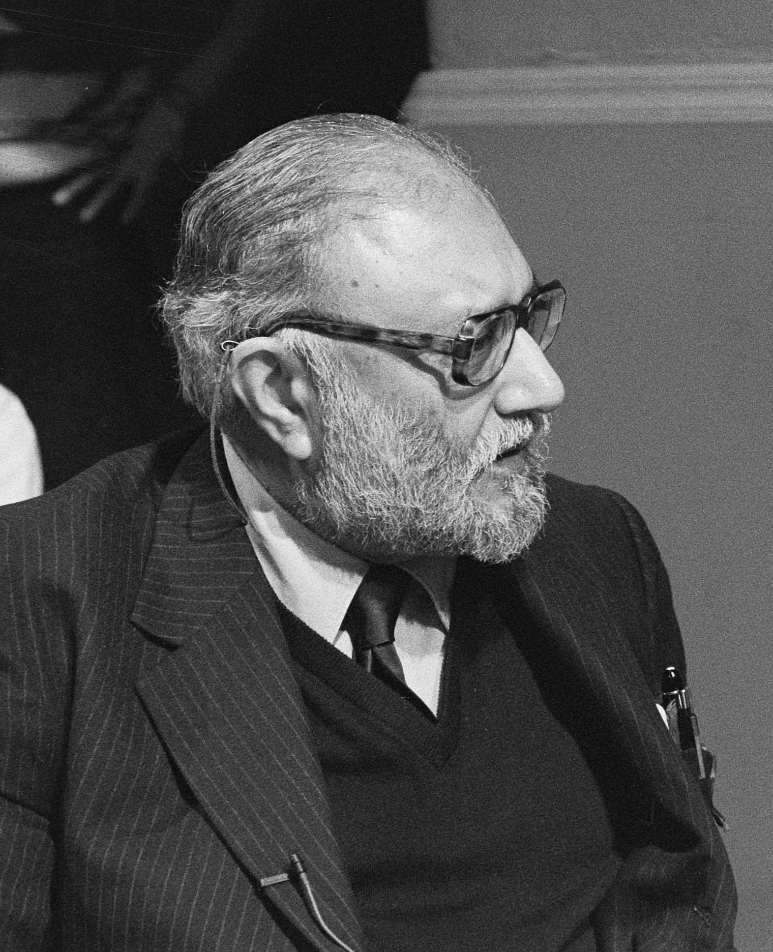 Abdus Salam premio Nobel per la Fisica nel 1987 @Wimedia Commons