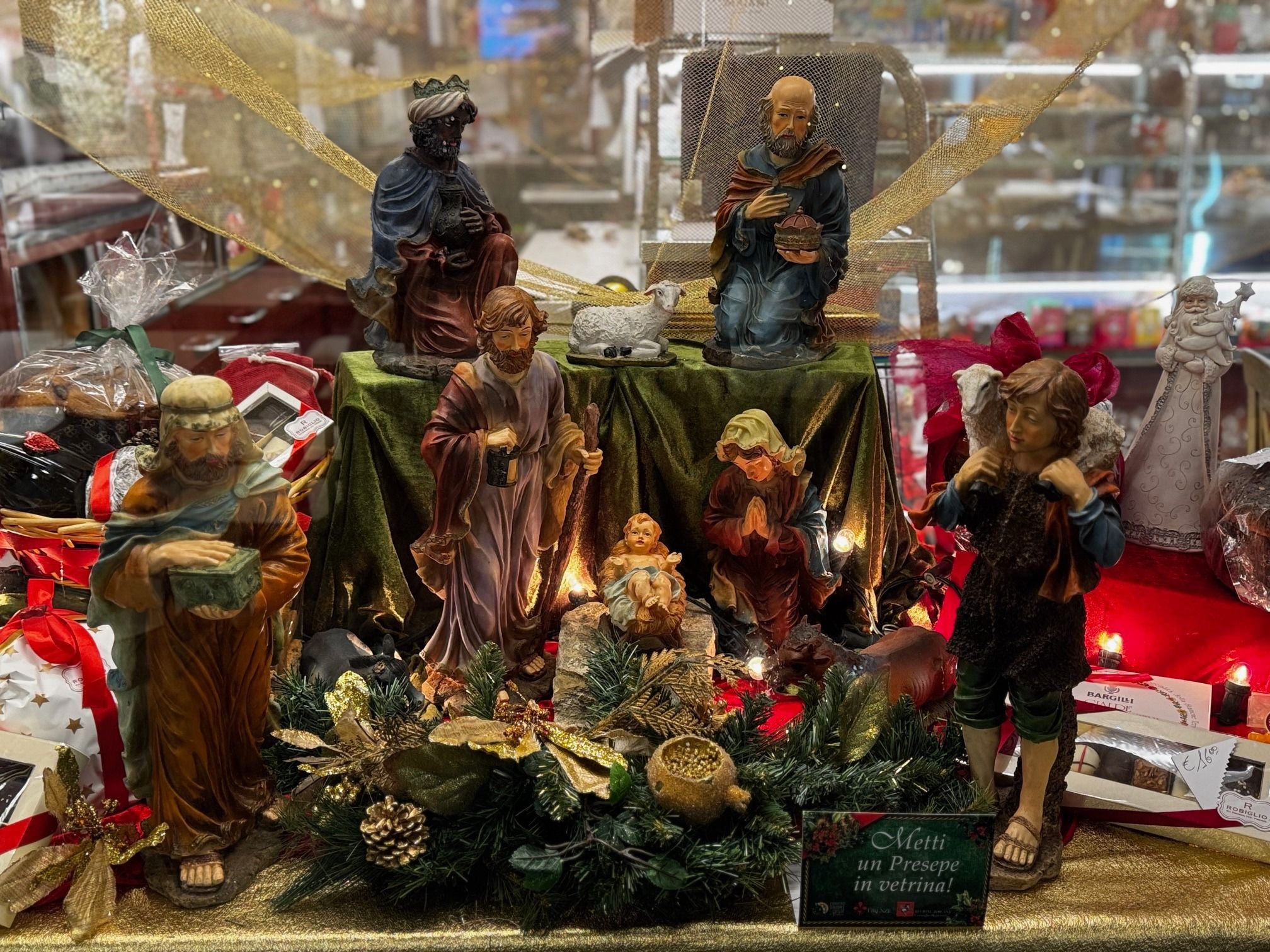 Il presepe della storica pasticceria “Robiglio”