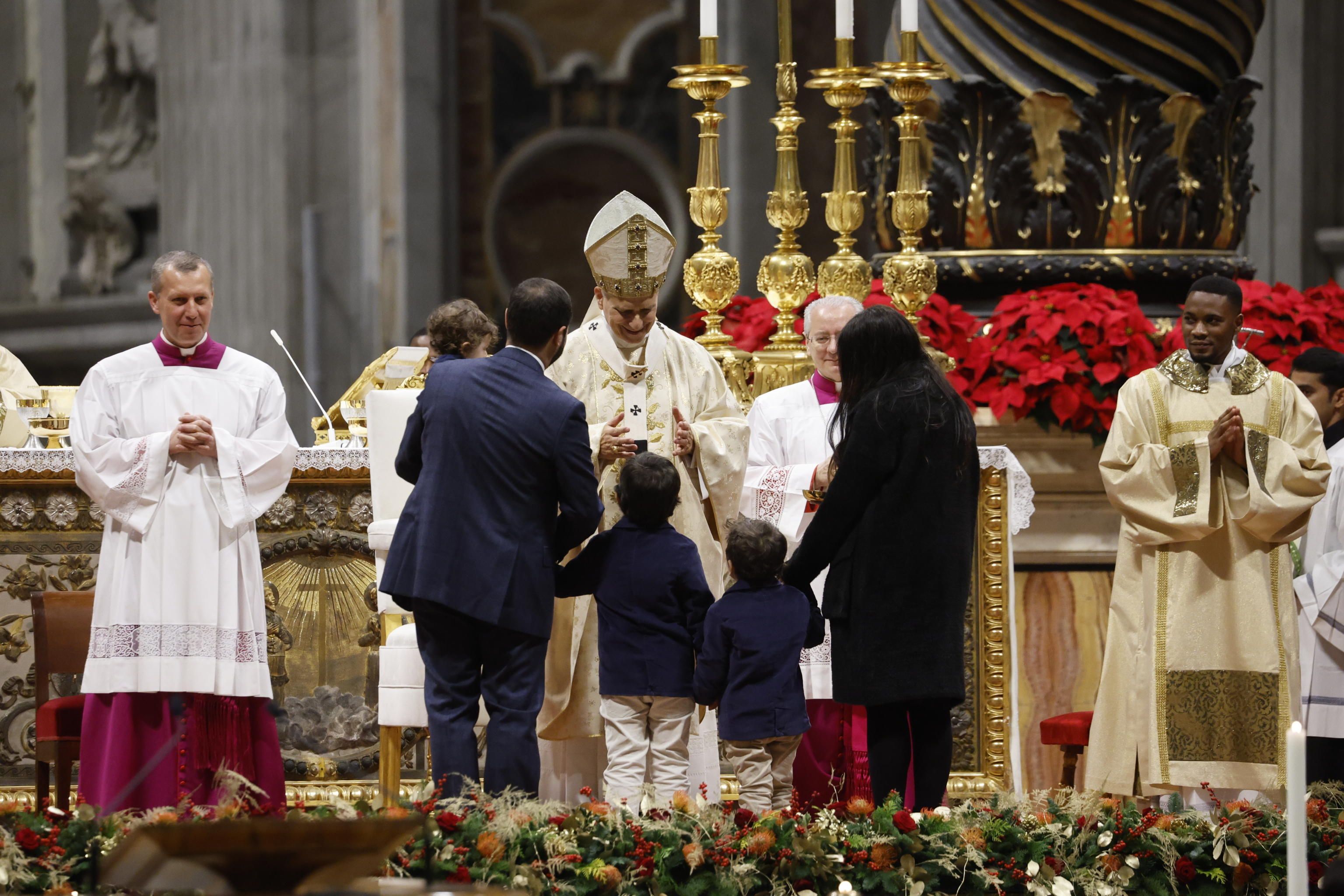 Papa Leone XIV durante la Messa del giorno di Natale nella Basilica di San Pietro / ANSA