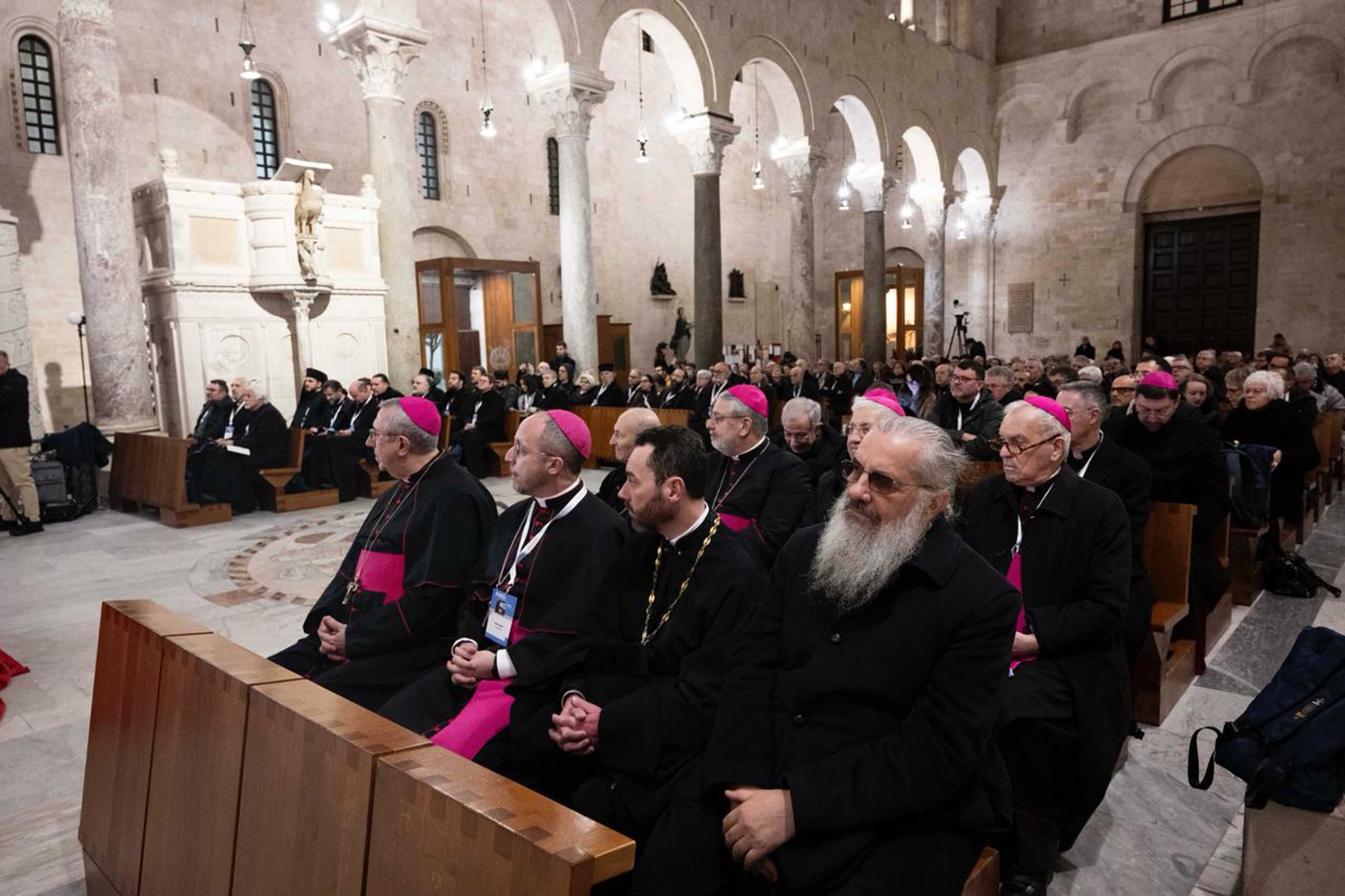 A Bari l'apertura del primo Simposio delle Chiese cristiane in Italia / SICILIANI