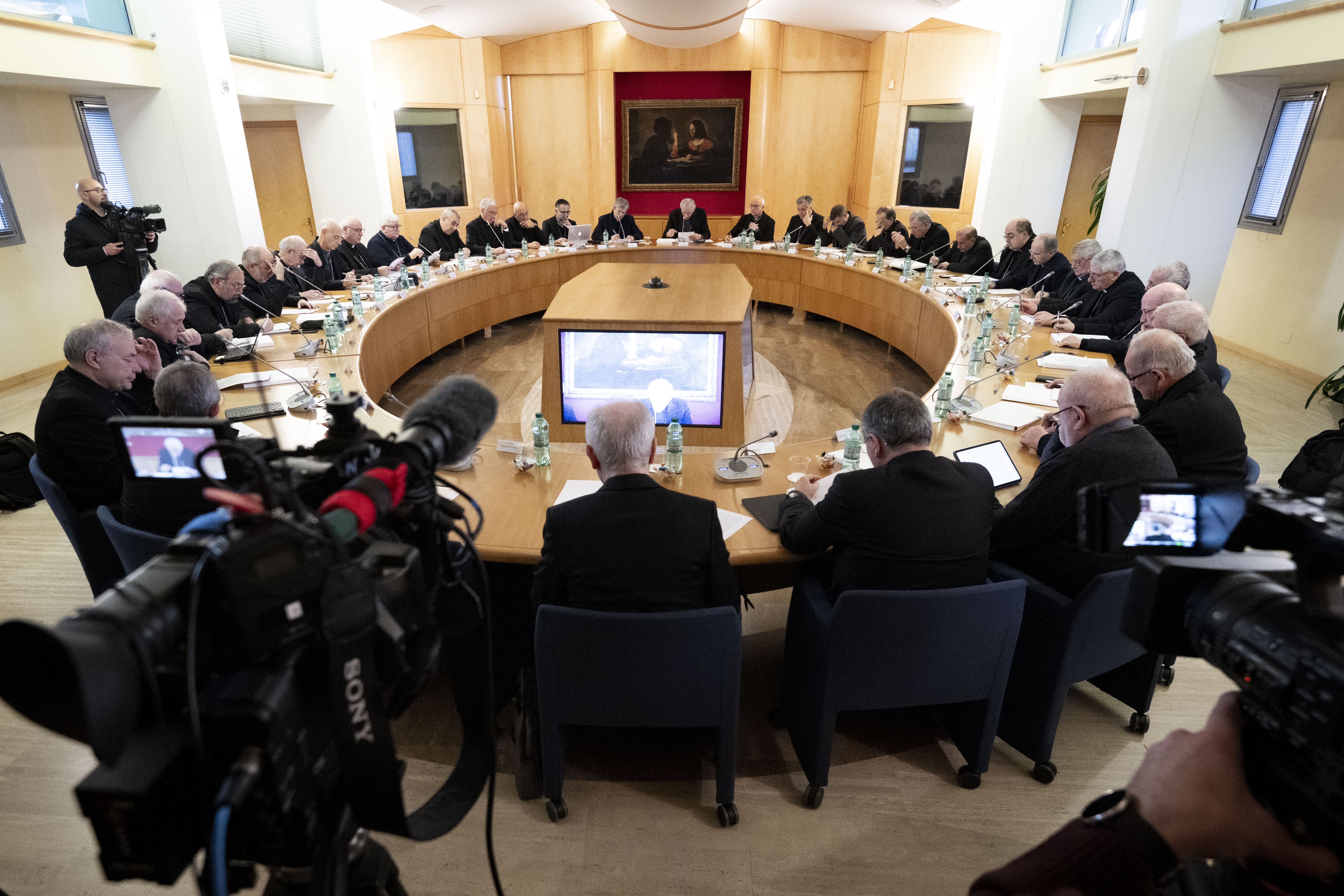 L'apertura dei lavori del Consiglio permanente della Cei a Roma / SICILIANI