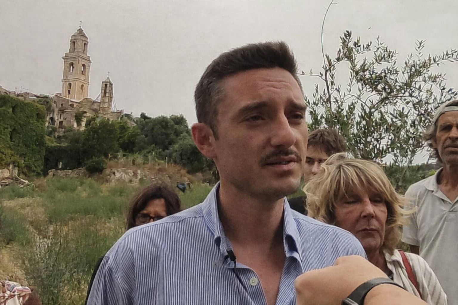 Vittorio Toesca, consigliere del Comune di Sanremo e residente a Bussana Vecchia insieme ad altri abitanti del borgo