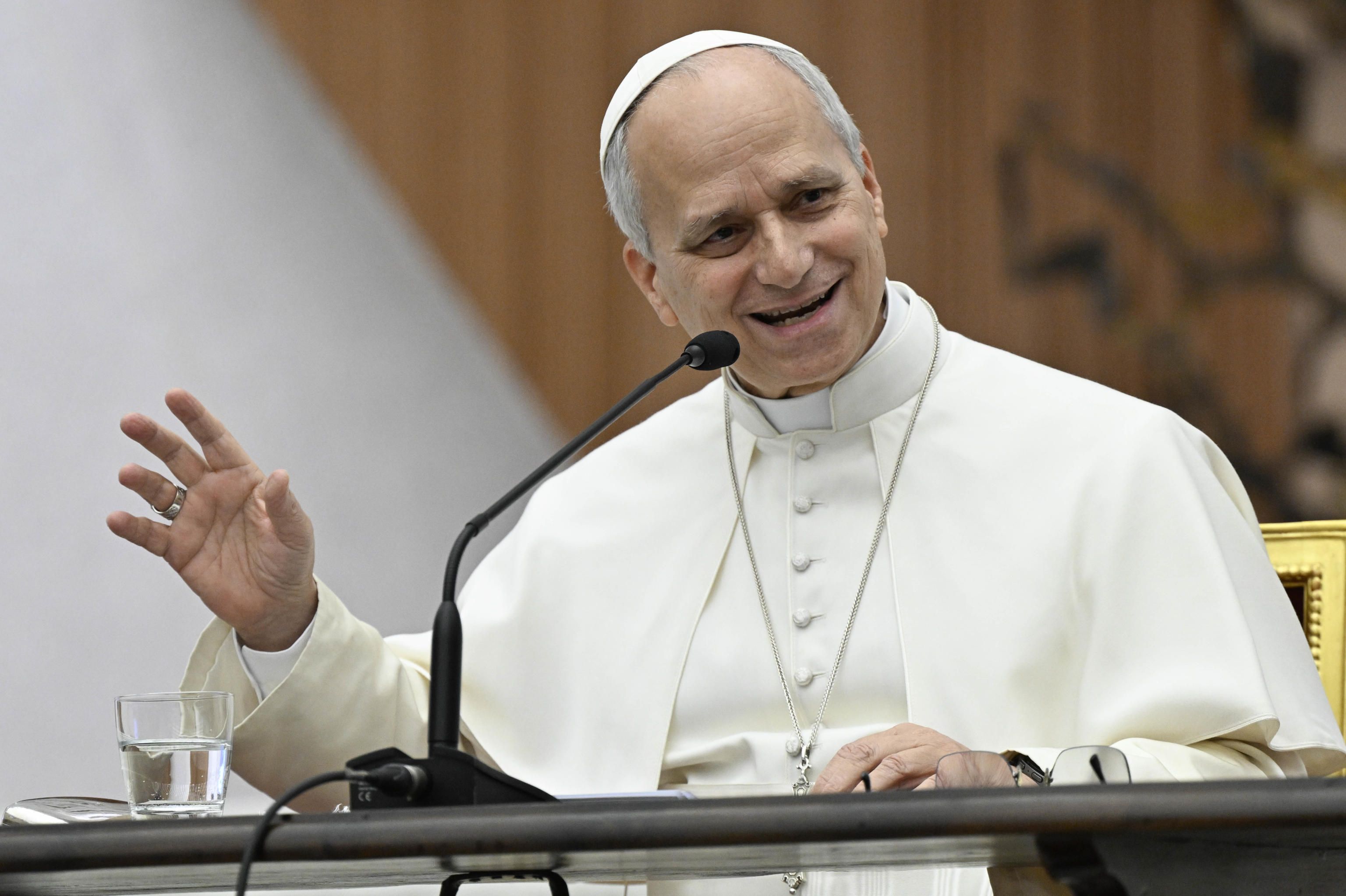 Papa Leone XIV durante l'udienza con il clero di Roma, 19 febbraio 2026 - (ANSA)