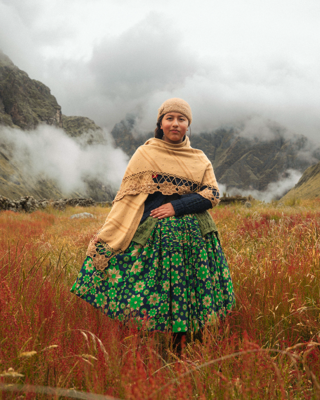 Un'altra immagine delle Cholitas Escaladoras