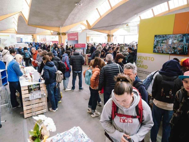 Fra gli stand della fiera del Cicloturismo di Padova /Ufficio stampa