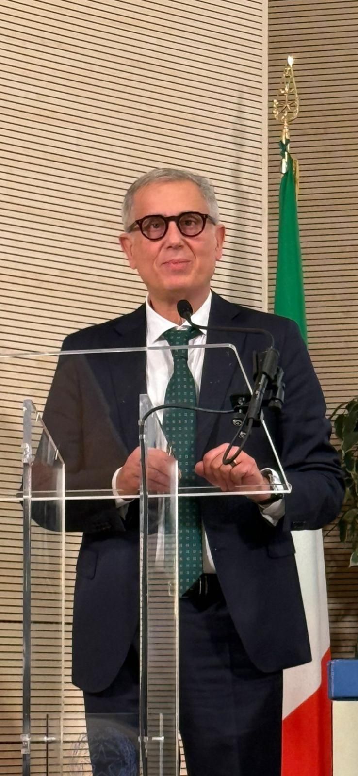 Il vicepresidente della Commissione  adozioni internazionali, Vincenzo Starita