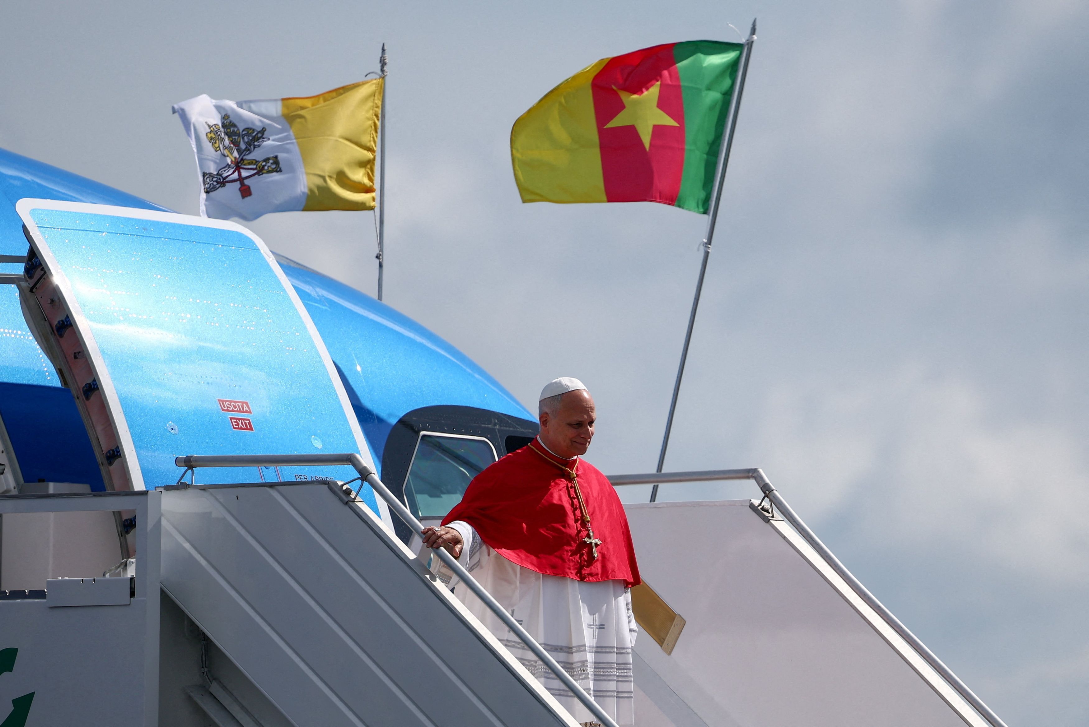 L'arrivo di Leone XIV in Camerun / REUTERS