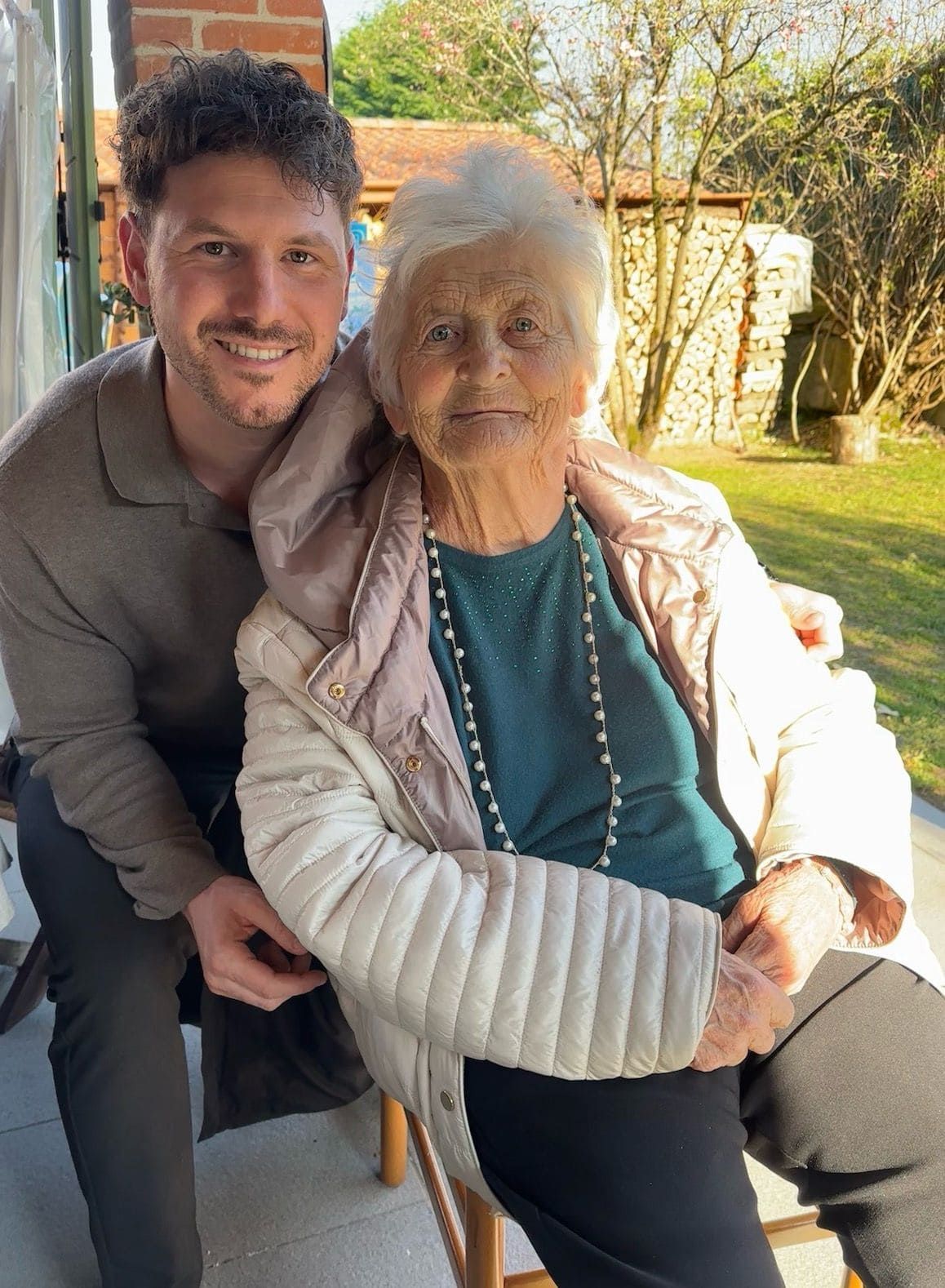Davide con sua nonna, Luigina