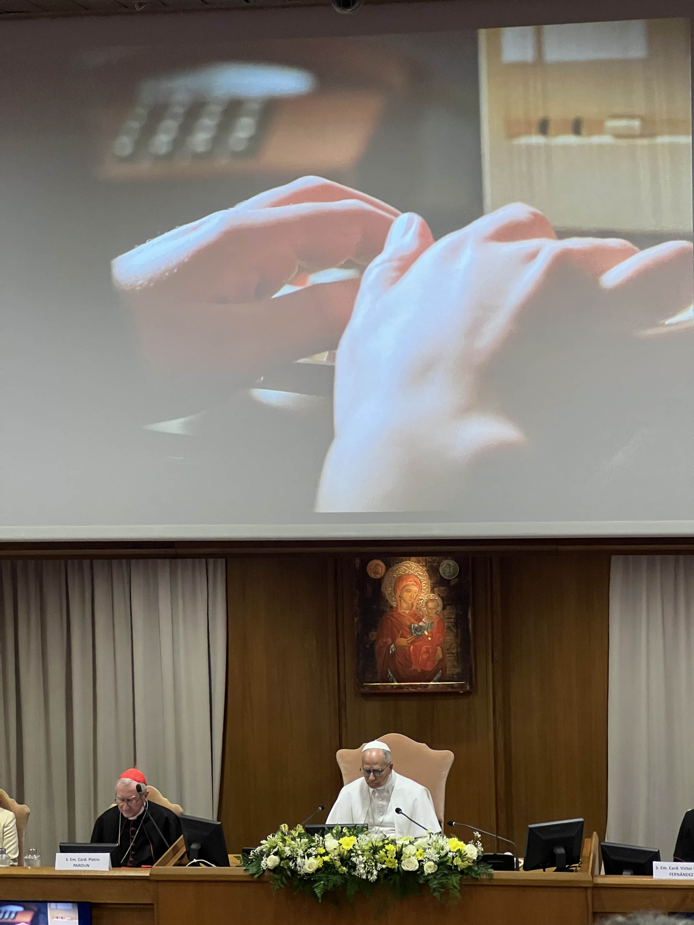 La presentazione dell'enciclica da parte di Leone XIV / AVVENIRE