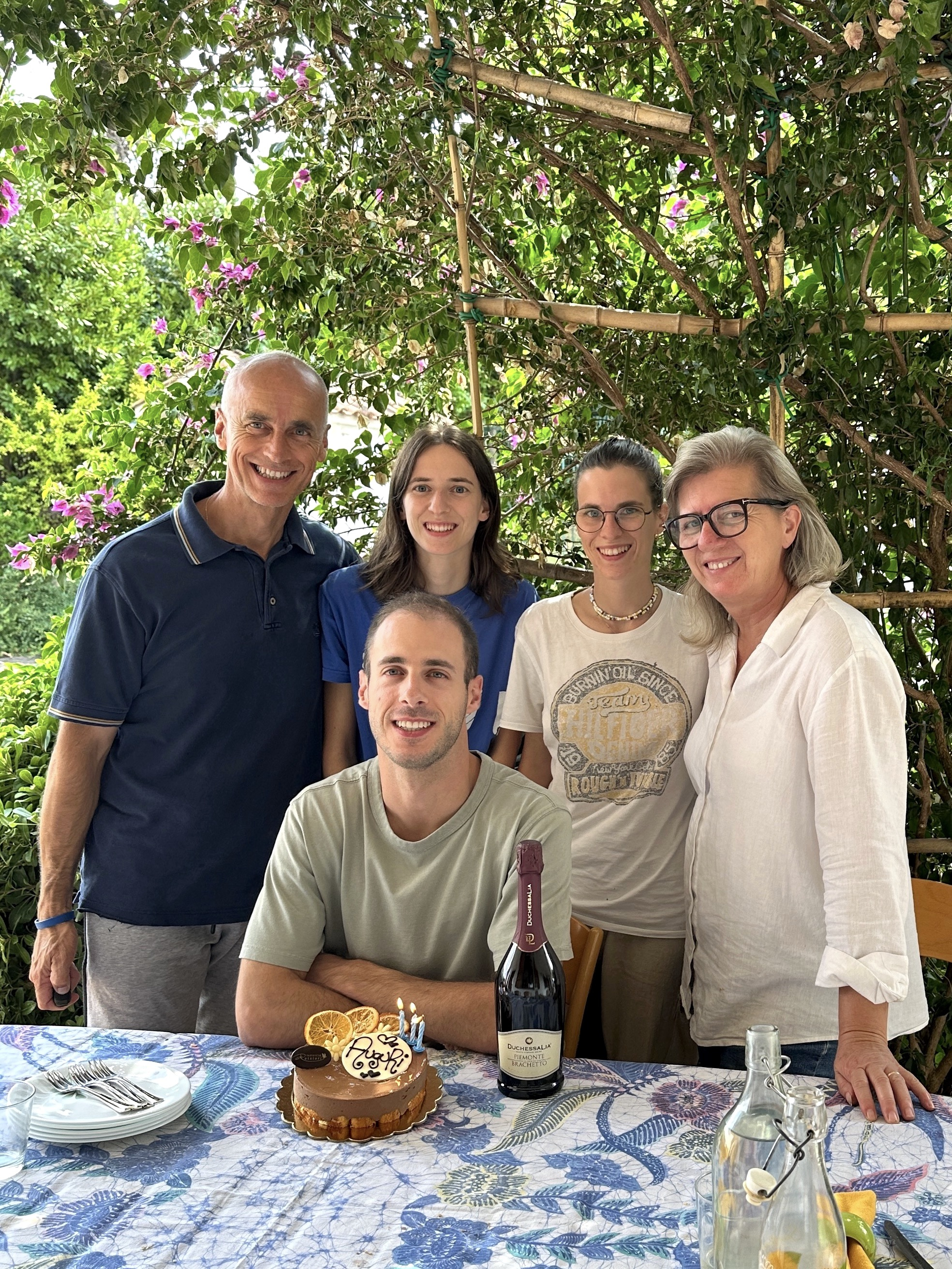 I Montesi festeggiano il figlio più grande, Daniele
