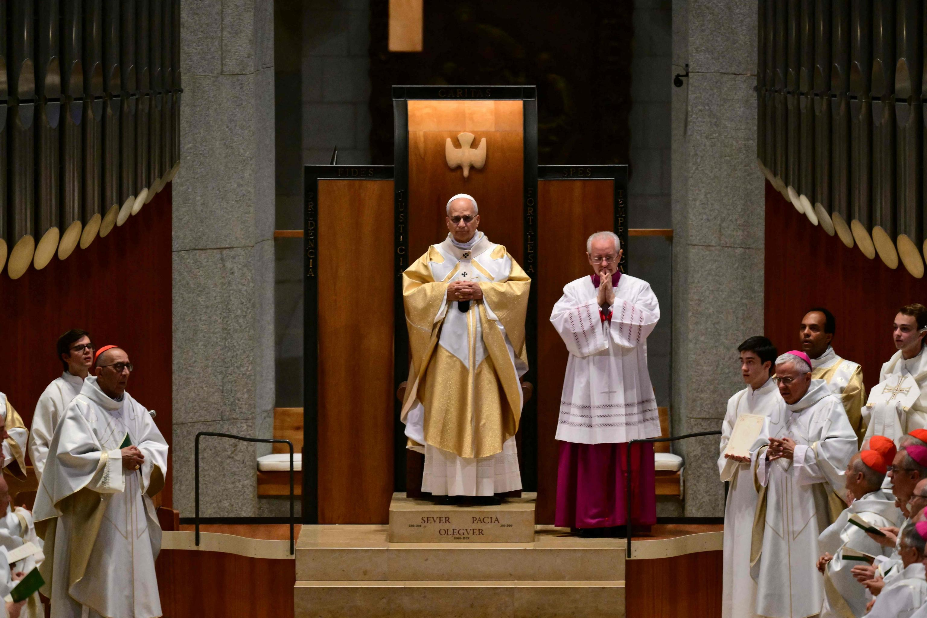 La Messa presieduta da Leone XIV nella basilica della Sagrada Familia di Barcellona / AFP