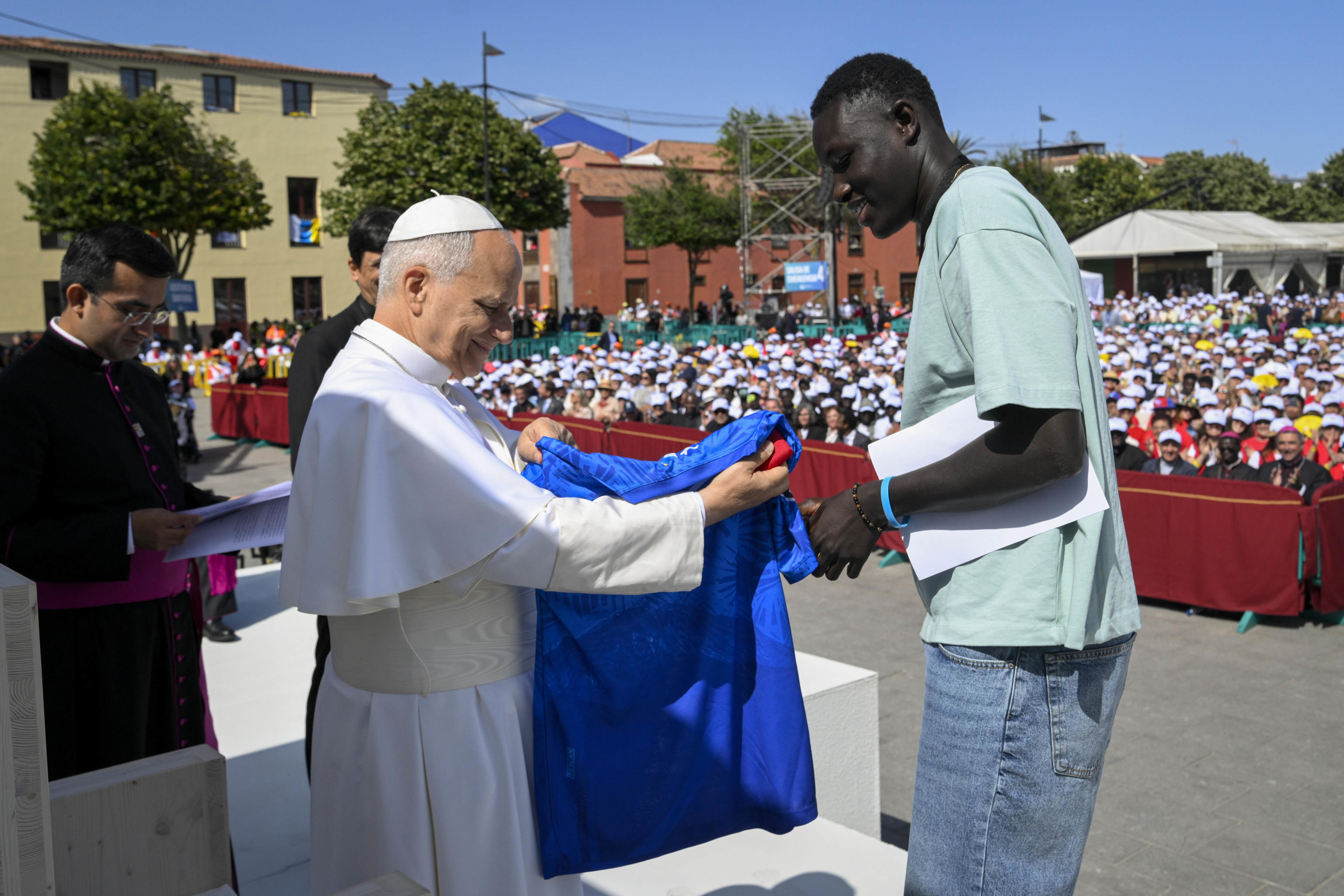 Papa Leone nell'incontro a San Cristóbal de La Laguna nell'isola di Tenerife / VATICAN MEDIA
