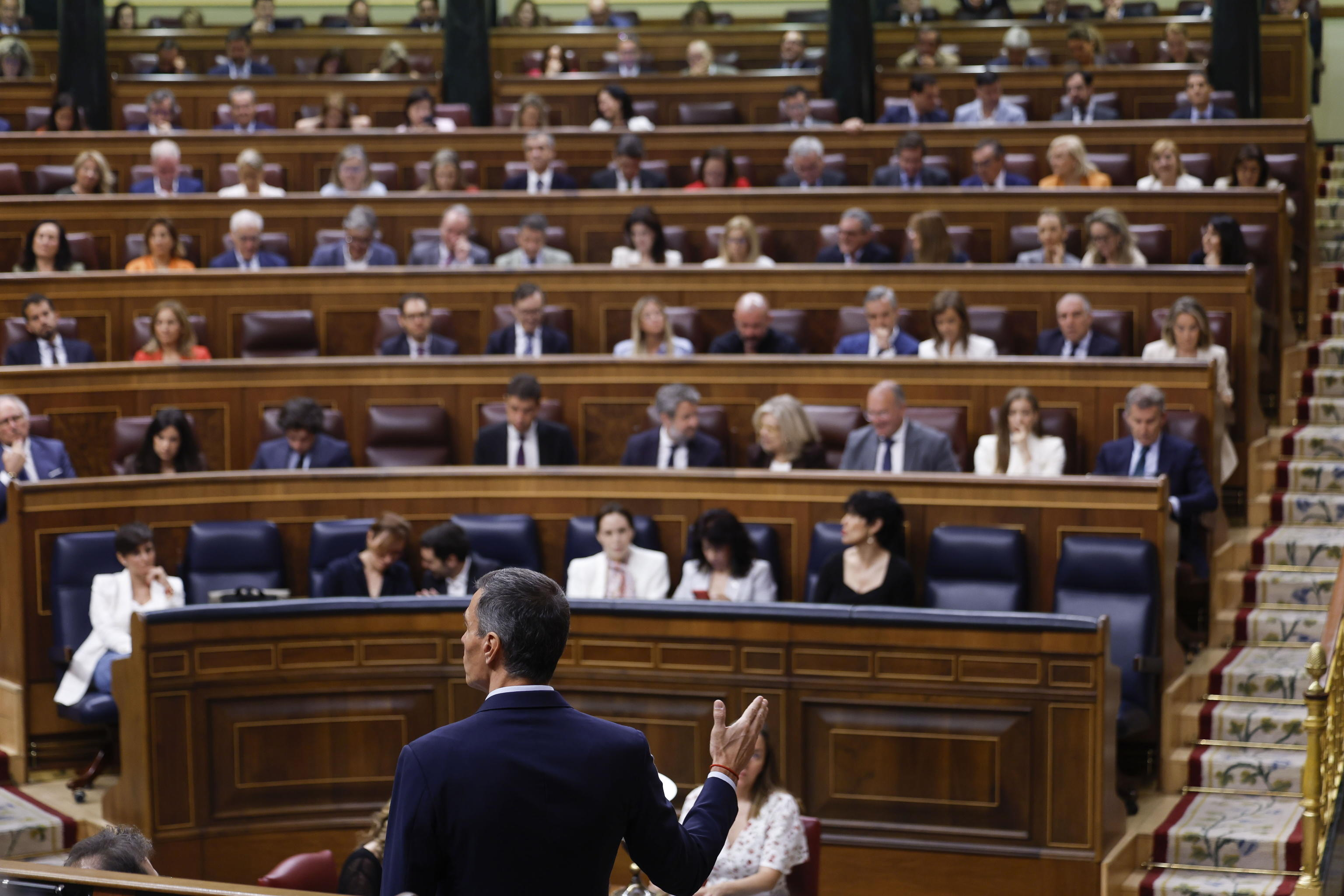 Pedro Sanchez, primo ministro spagnolo, durante un question time in Parlamento /Ansa