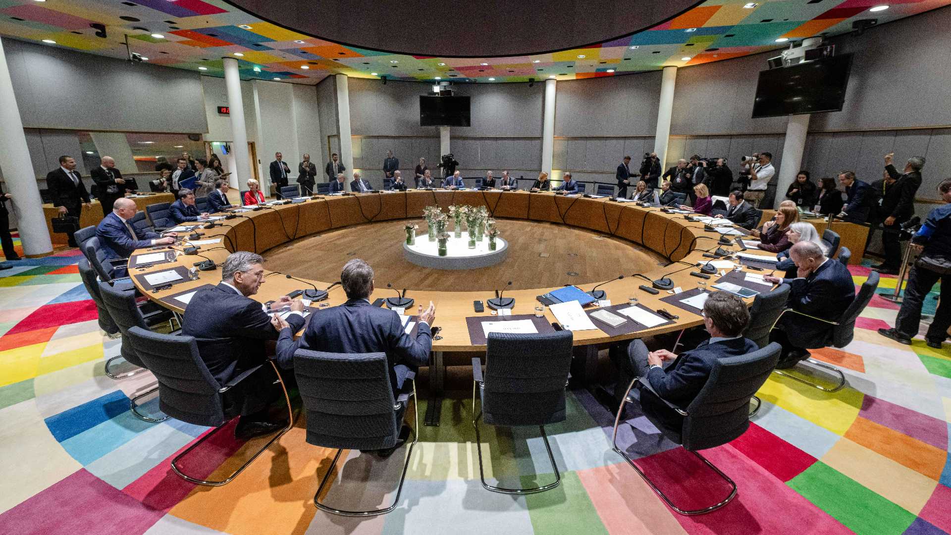 EU Summit in Brussels: Strategy on China, Ukraine, and Future Budgets
