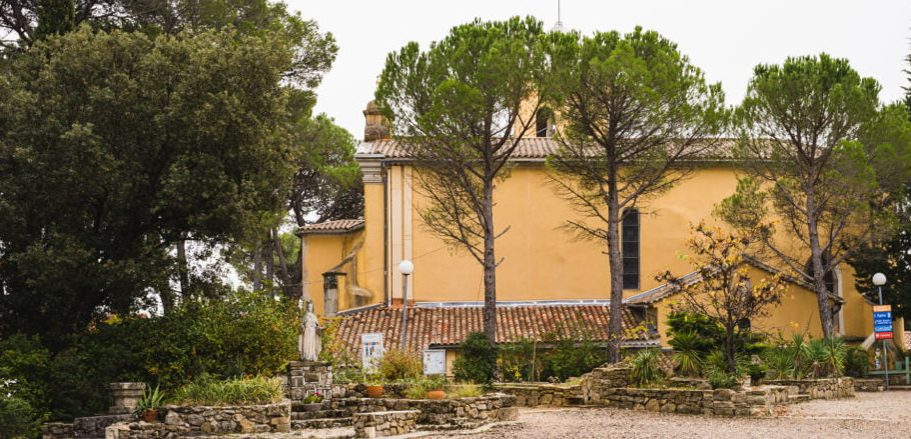 Il santuario di Notre-Dame de Grâces (dal sito Nd-de-graces.com)
