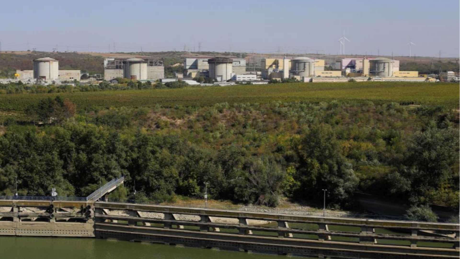 La secca storica del Danubio ha costretto Romania e Ungheria a spegnere le centrali nucleari