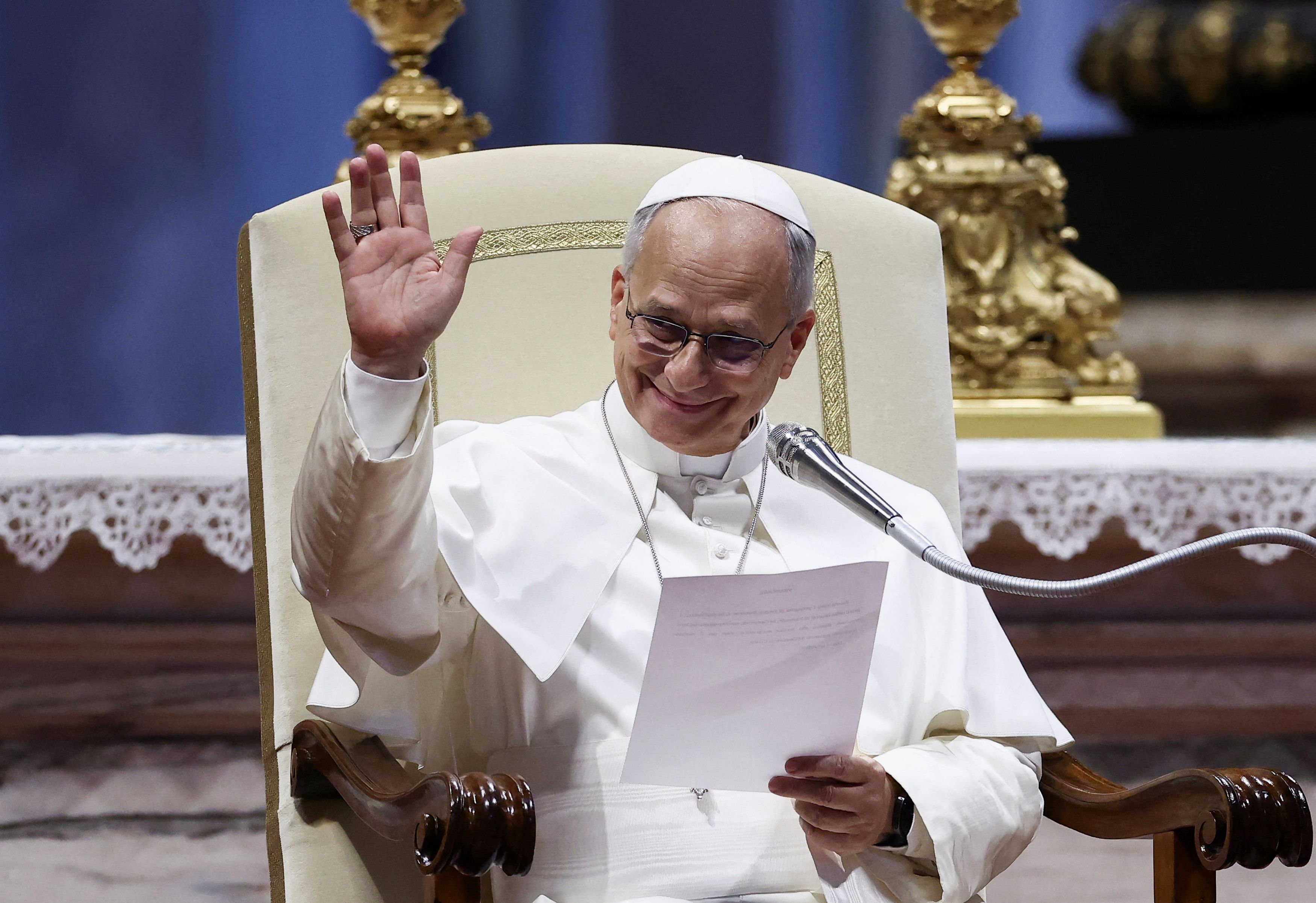 Leone XIV durante l'udienza generale nella Basilica di San Pietro, 12 agosto 2026 - (REUTERS/Guglielmo Mangiapane)