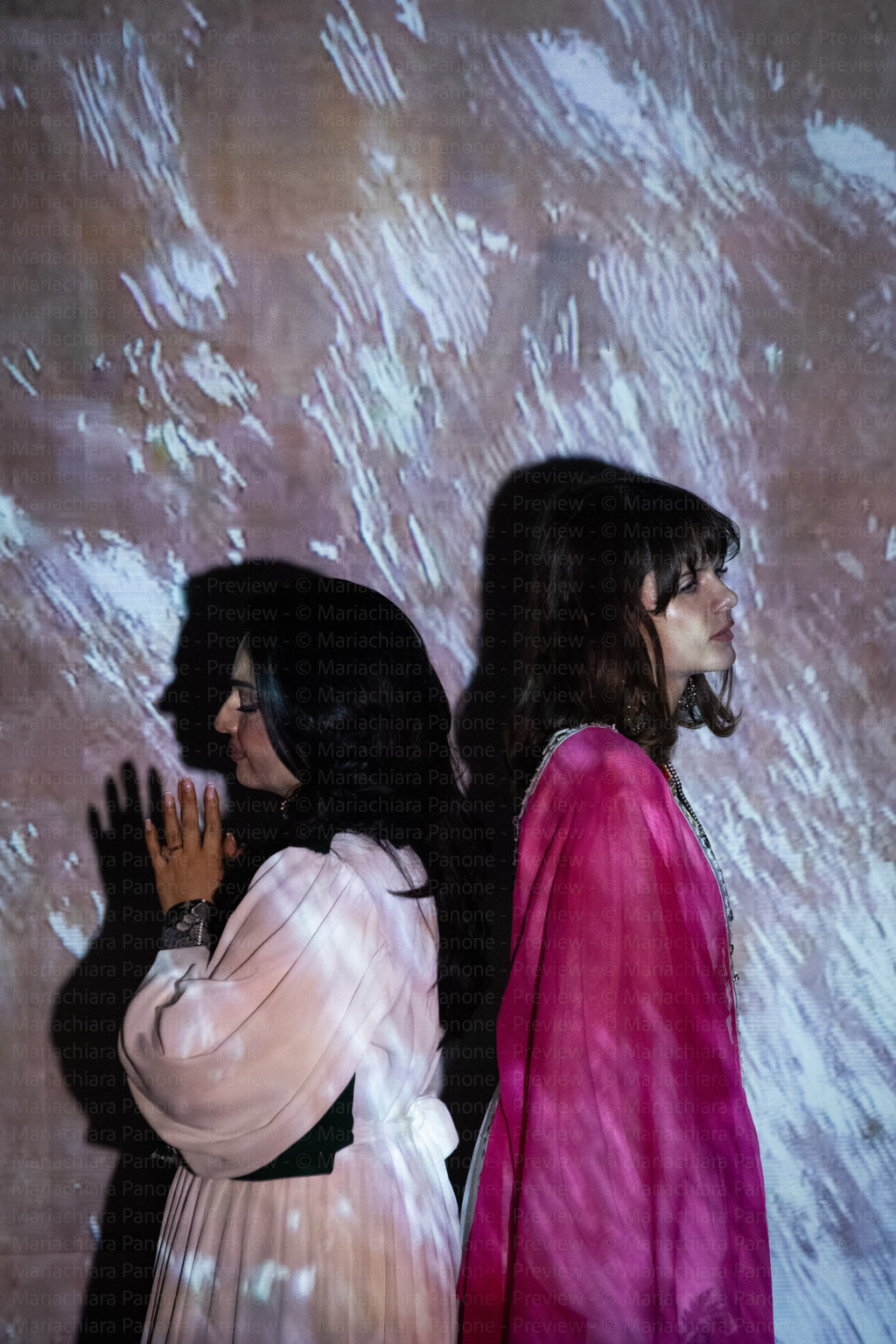 Martina Attali e Alia Ansari (a sinistra) <br>foto Mariachiara Panone